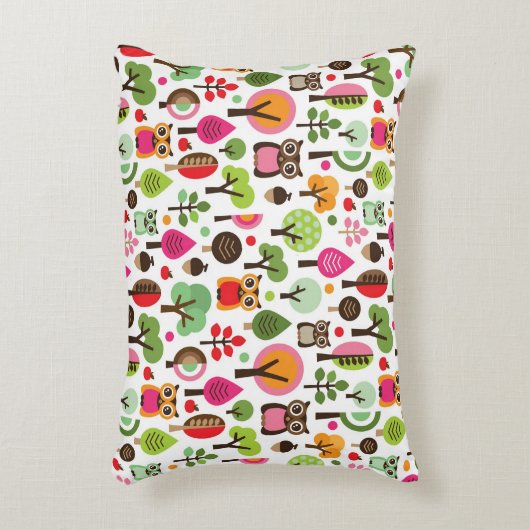 ピンクの葉の木のレトロのフクロウパターン アクセントクッション (正面(垂直))