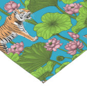 ピンクの蓮の池の虎 ショートテーブルランナー (コーナー)