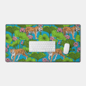 ピンクの蓮の池の虎 デスクマット (キーボード&マウス)