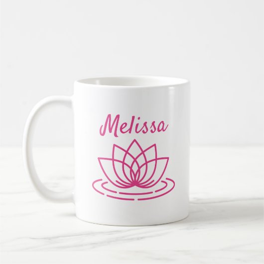ピンクの蓮の花の名入れコーヒーマグ コーヒーマグカップ (左)