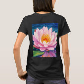 ピンクの蓮の花 アニメアート Tシャツ (裏面)