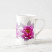 ピンクの蓮の花 ボーンチャイナマグカップ (右)