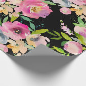 ピンクの薄紫のモモの黒の水彩画の花柄の花 ラッピングペーパー (角)