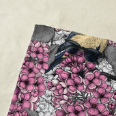 ピンクの薄紫園の鳥 ビーチタオル (インサイチュ)