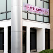 ピンクの薄紫花 横断幕 (ビルの外側)