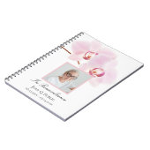 ピンクの蘭が白い葬儀記念ゲストブックに ノートブック (左側)