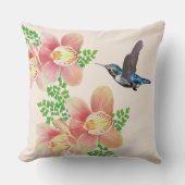 ピンクの蘭の花とハミングバードのアイボリー クッション (正面)