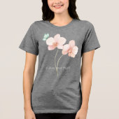 ピンクの蘭の花 ミントグリーンの蝶 トライブレンドTシャツ (正面)
