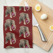 ピンクの蘭を持つ象 キッチンタオル (四つ折り)