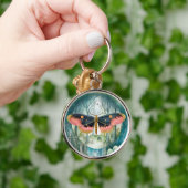 ピンクの蛾の森の夜 キーホルダー (手)