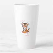 🐯ピンクの蝶とベビー虎のイラスト - カフェラテマグ (正面)