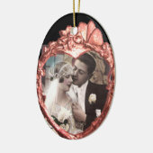 ピンクの蝶と花のハート写真テンプレート セラミックオーナメント (左)