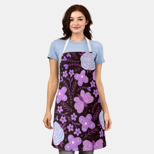 ピンクの蝶の花 エプロン (着用した状態)