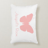 ピンクの蝶シルエットのデザイン(パーソナライズな) アクセントクッション (正面(垂直))