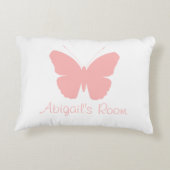ピンクの蝶シルエットのデザイン(パーソナライズな) アクセントクッション (裏面)