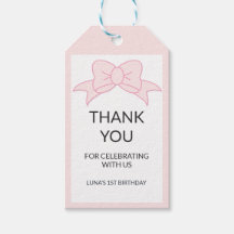 ピンクの蝶ネクタイの女の子のお誕生日タグ