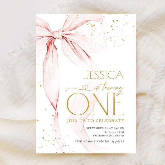 ピンクの蝶ネクタイの女の子 1歳の誕生日 招待状