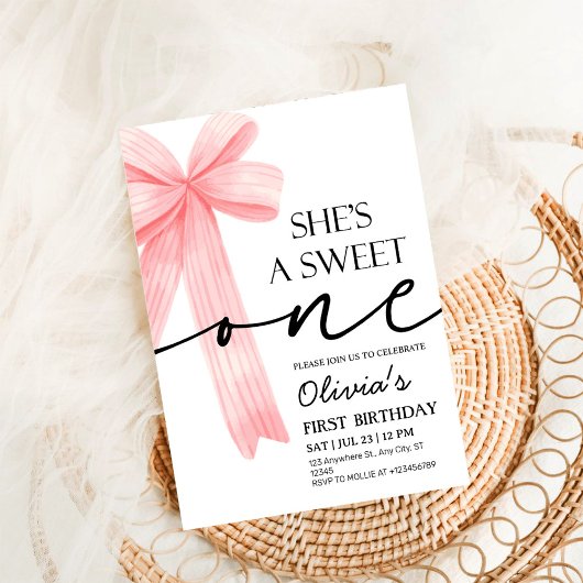 ピンクの蝶ネクタイ 1歳の誕生日 招待状