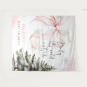 ピンクの蝶リボン ベイビー シャワーの外は寒い タペストリー (正面(横))