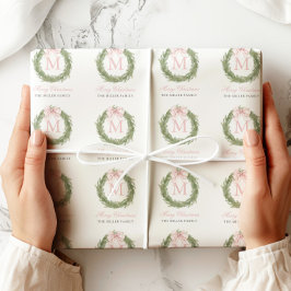 ピンクの蝶結びのモノグラムリース クリスマス ラッピングペーパー