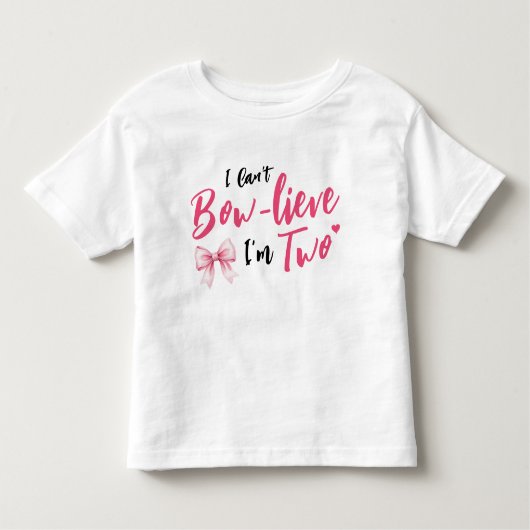ピンクの蝶結びのリボンの女の子の2歳の誕生日パーティー 私は2歳 トドラーTシャツ (正面)