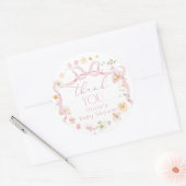 ピンクの蝶結びの花 赤ちゃんが咲く ベビーシャワー ラウンドシール (封筒)