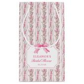 ピンクの蝶結びコケッタ ブライダルシャワー 小さなギフトバッグ スモールペーパーバッグ (裏面)