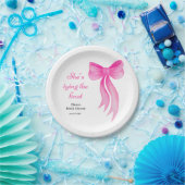 ピンクの蝶結び 彼女は結婚する ブライダルシャワー ペーパープレート (パーティー)