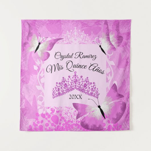 ピンクの蝶、ティアラのキンチェアネラの壁掛け タペストリー (正面)