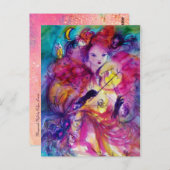 ピンクの衣装の仮装カーニバルミュージシャン ポストカード (正面/裏面)