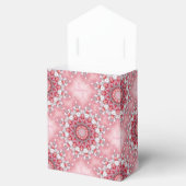 ピンクの装飾ホリデーギフトボックス フェイバーボックス (オープン)