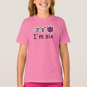 ピンクの誕生日の花と女の子の6デイジーのシャツ Tシャツ