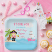 ピンクの誕生日パーティーでかわいいブロンド海賊ガール ペーパープレート (パーティー)