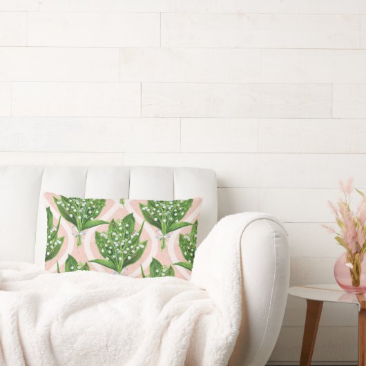 ピンクの谷の花のユリの花束 ランバークッション (ソファ)