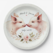 ピンクの豚の鼻と鼻の花の素朴なウェディング ペーパープレート (正面)