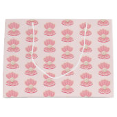 ピンクの貝殻と真珠の模様大抱き枕 ラージペーパーバッグ (正面)