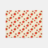 ピンクの赤いちご淡い色のの模様 フリースブランケット (正面(横))