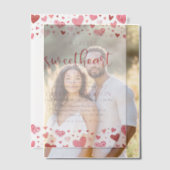 ピンクの赤いハート私たちの小さな恋人の赤ちゃんシャワー ベラム紙招待状 (オフセット (カップル))