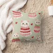 ピンクの赤い花の猫 クッション (ブランケット)