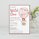 ピンクの赤ちゃんシャワーが途中にある小さな野生の人 招待状 (スタンド正面)