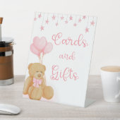 ピンクの赤ちゃんシャワーテディベアのカードとギフトサイン 台座サイン (インサイチュ)