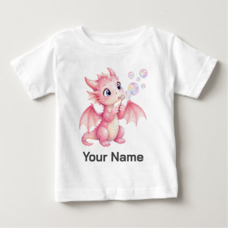 ピンクの赤ちゃんドラゴンが泡を吹く オーダーメイドデザイン ベビーTシャツ