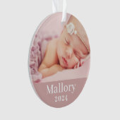 ピンクの赤ちゃんパーソナライズされたの少女の名前の写真 オーナメント (正面)