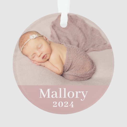 ピンクの赤ちゃんパーソナライズされたの少女の名前の写真 オーナメント (裏面)
