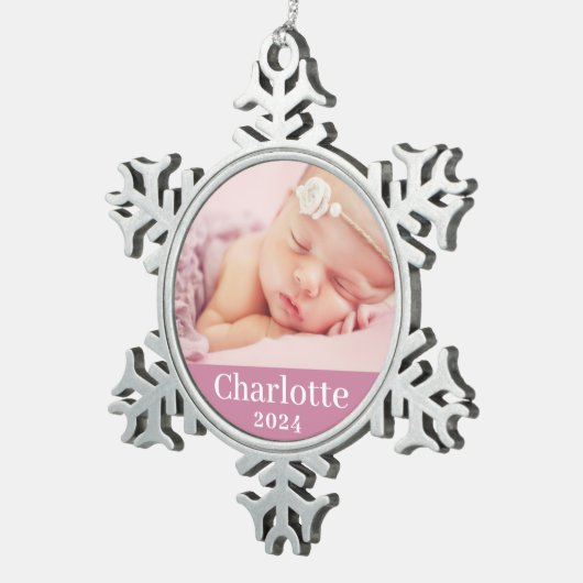 ピンクの赤ちゃんパーソナライズされたの少女の名前の写真 スノーフレークピューターオーナメント (右)