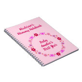 ピンクの赤ちゃん女の子の蝶と花新しい母 ノートブック (右側)