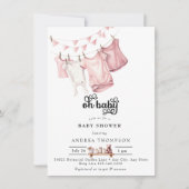 ピンクの赤ちゃん服 |水彩ベビーガールシャワー 招待状 (正面)