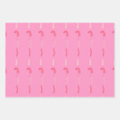 ピンクの赤とアイボリーの花の落書き ラッピングペーパーシート (正面)