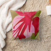 ピンクの赤紫の明るいポップアートの水彩画の花 クッション (ブランケット)