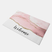 ピンクの赤面アゲートと金ゴールドリボンエレガント歓迎 ドアマット (アングル)